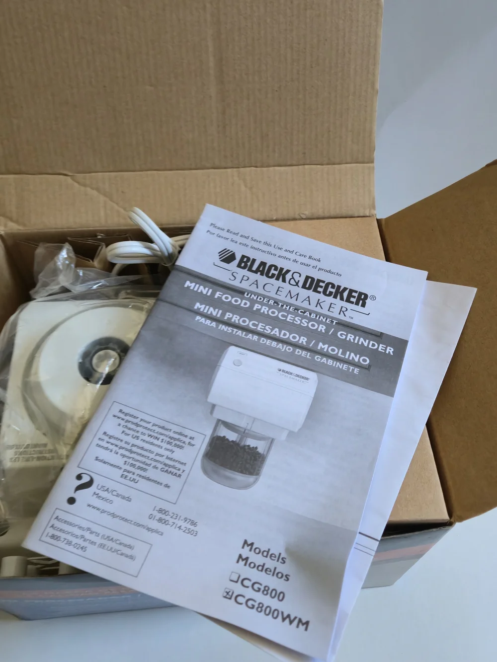 Black & Decker Spacemaker Under Cabinet Coffee Grinder New Open Box White